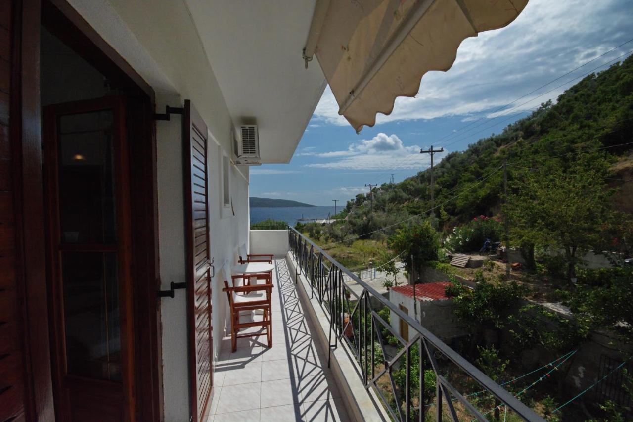 Nikis Rooms Kalamakia Экстерьер фото